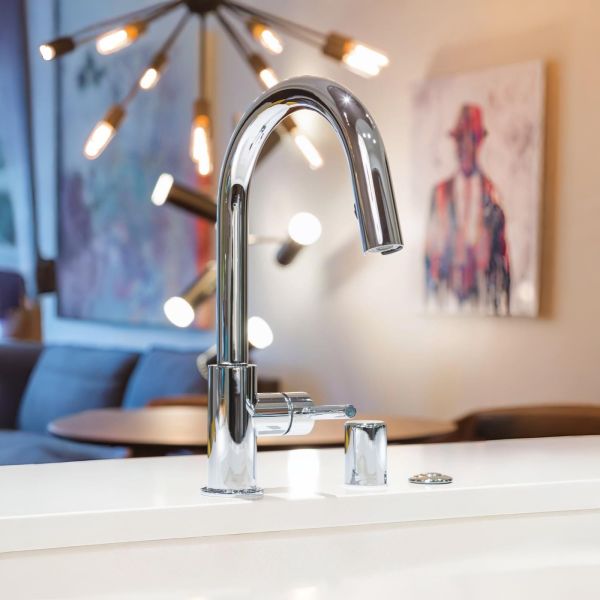 Brizo Solna Single-Lever Handle Pull-Down Kitchen Faucet