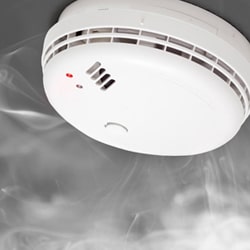 a carbon monoxide detector depicting the need for Boiler Carbon Monoxide Poisoning Prevention