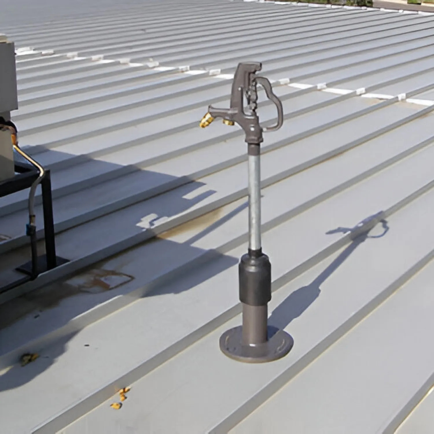 Woodford RHY2-MS Woodford RHY2-MS Freezless Roof Hydrant 