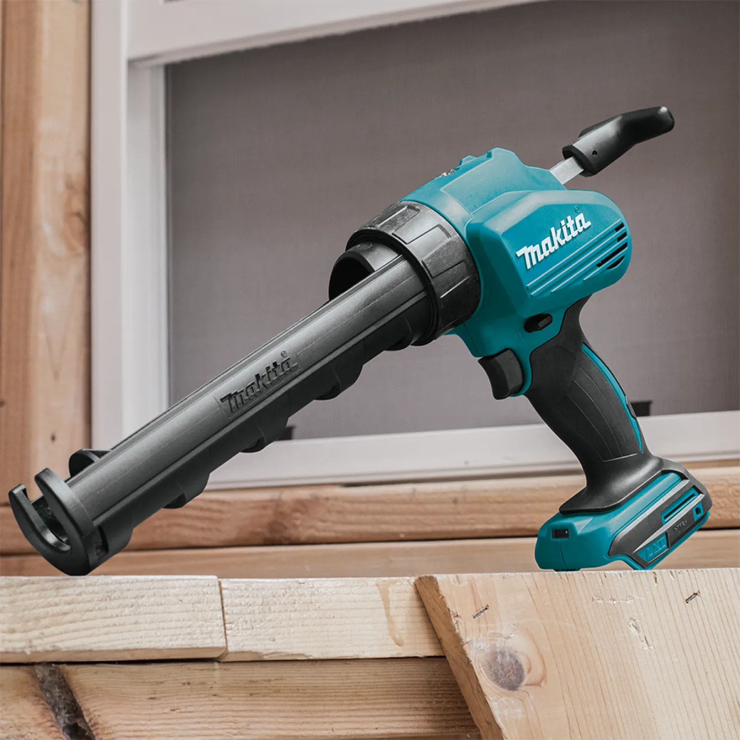 Makita XGC01Z Makita 18V LXT Lithium-Ion Cordless 10 oz. Caulk and Adhesive Gun with Variable Speed Trigger and 5-Speed Dial of 0-66 IPM, Tool Only - XGC01Z