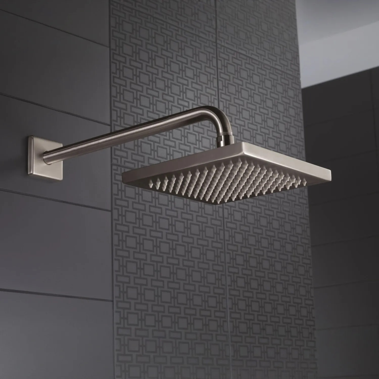Delta RP53496SS Delta Universal Showering 2.5 GPM 8in Square Single-Setting Raincan Showerhead, Touch-Clean Nozzles, Full Body Spray, Brilliance Stainless - RP53496SS