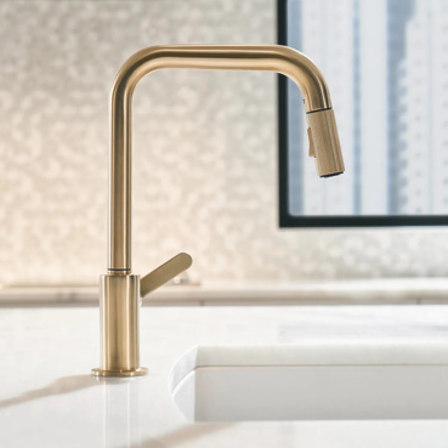 Brizo 63054LF-GL Brizo Litze Series Brilliance Luxe Gold Pull-Down Single-Handle Faucet with Swivel Spout and Industrial Handle, 1.8 GPM - 63054LF-GL