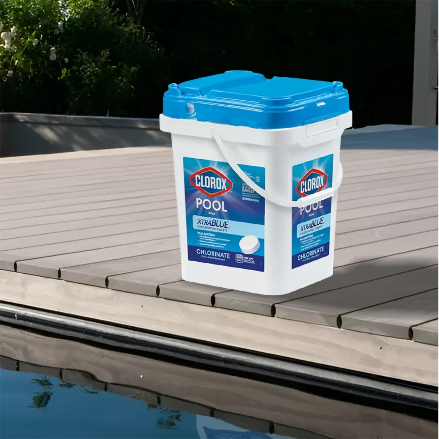24212CLX Clorox Pool & Spa XTRABLUE 3in Solid Chlorinating Tablets with 6-in-1 Formula, 12 lb Bucket - 24212CLX