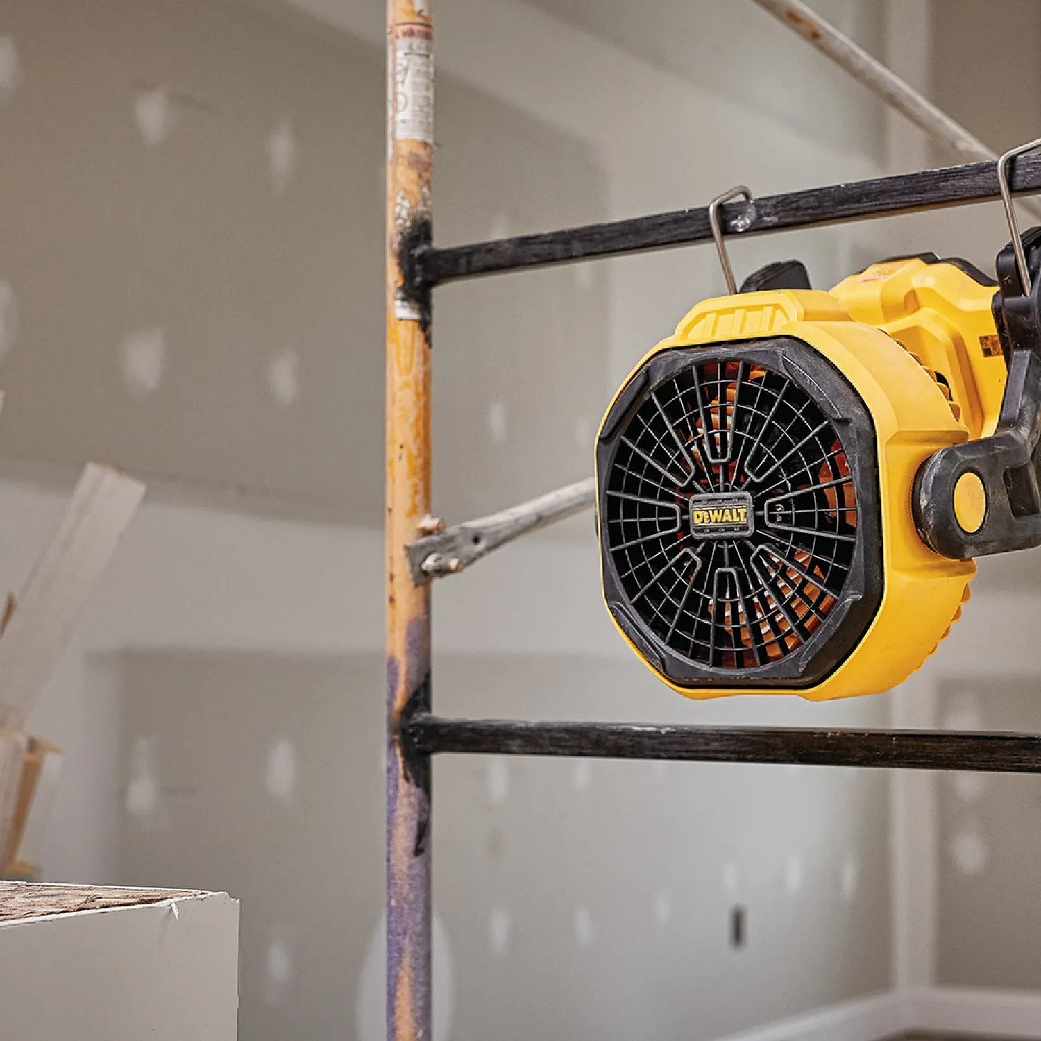 Dewalt DCE512B DeWALT DCE512B Job Site Fan - 20V