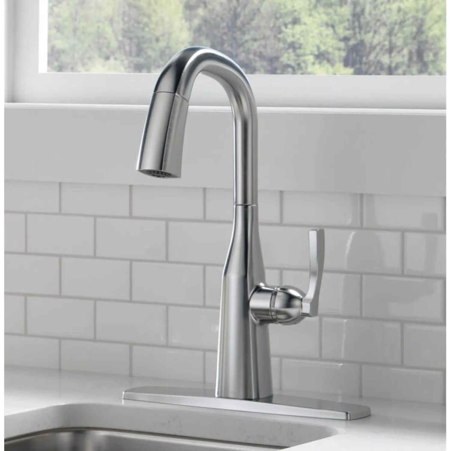 Delta 9976-AR-PR-DST Delta Stryke 10/30/2023 One-Handle Pull-Down Arctic Stainless Kitchen Faucet, 1.8 GPM, Lever Handle, Diamond Seal Technology, ADA - 9976-AR-PR-DST