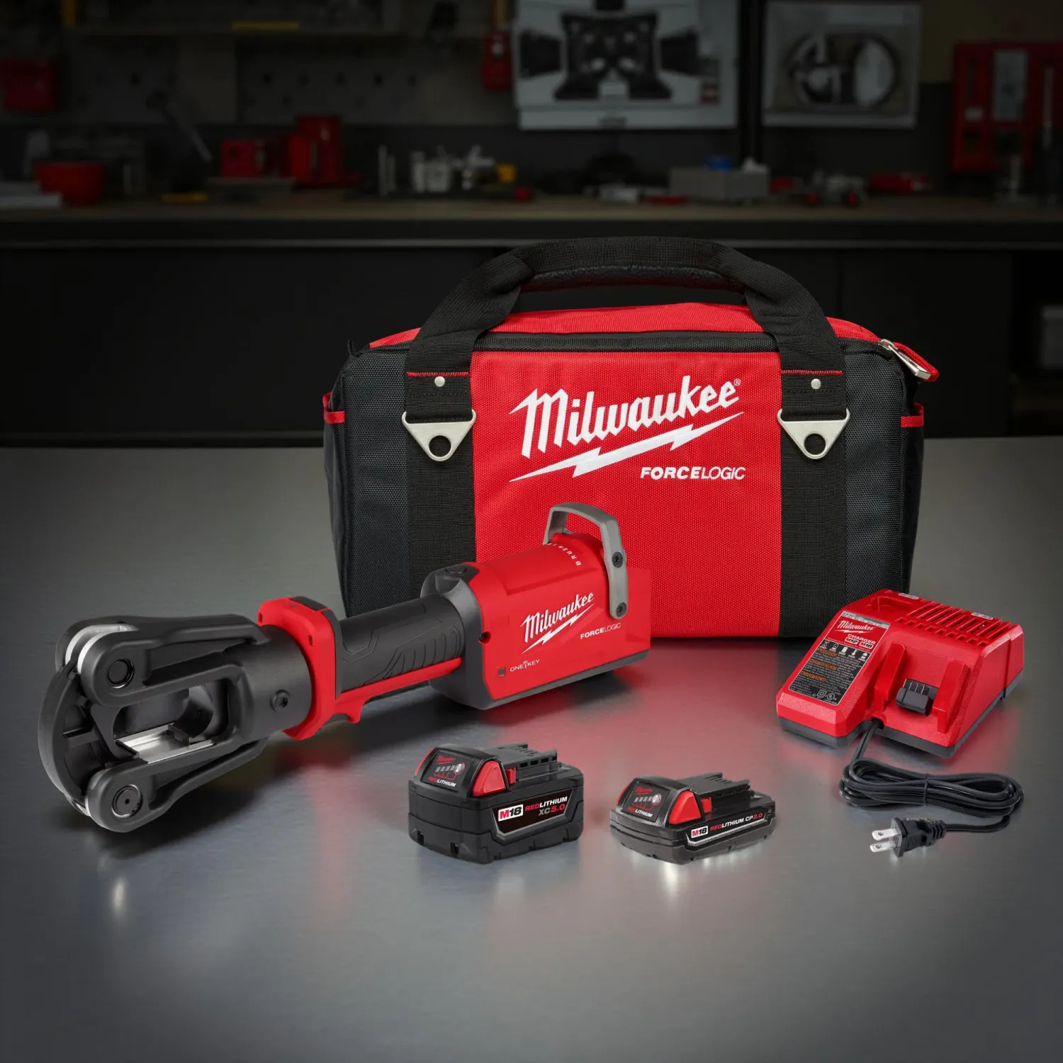 Milwaukee Tool M18 FORCE LOGIC 12 Ton Utility Crimper Kit