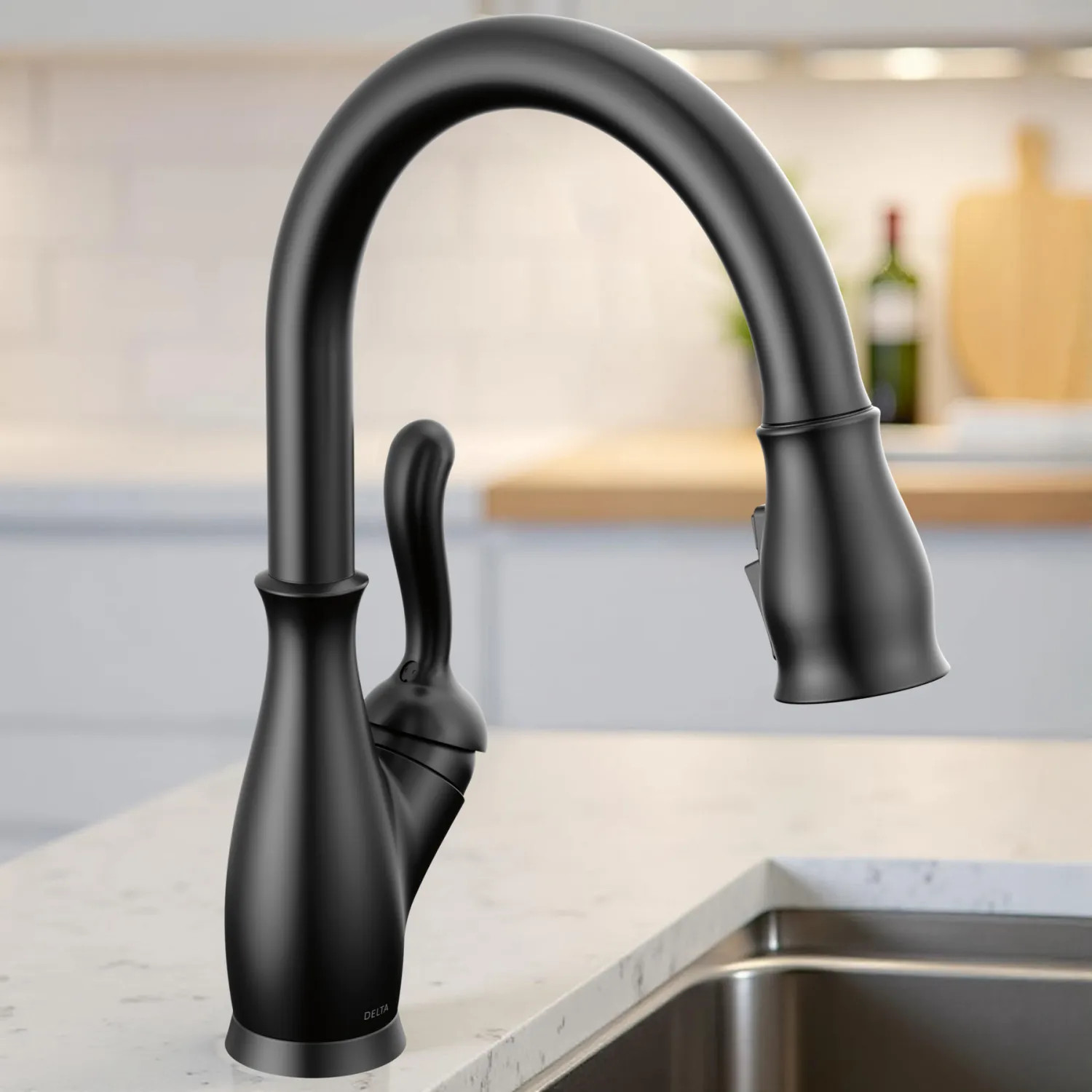 Delta 9178-BL-DST Delta Leland Pull-Down Kitchen Faucet, Single Handle, Shieldspray, MagnaTite, Touch-Clean, 1.8 GPM, Matte Black - 9178-BL-DST