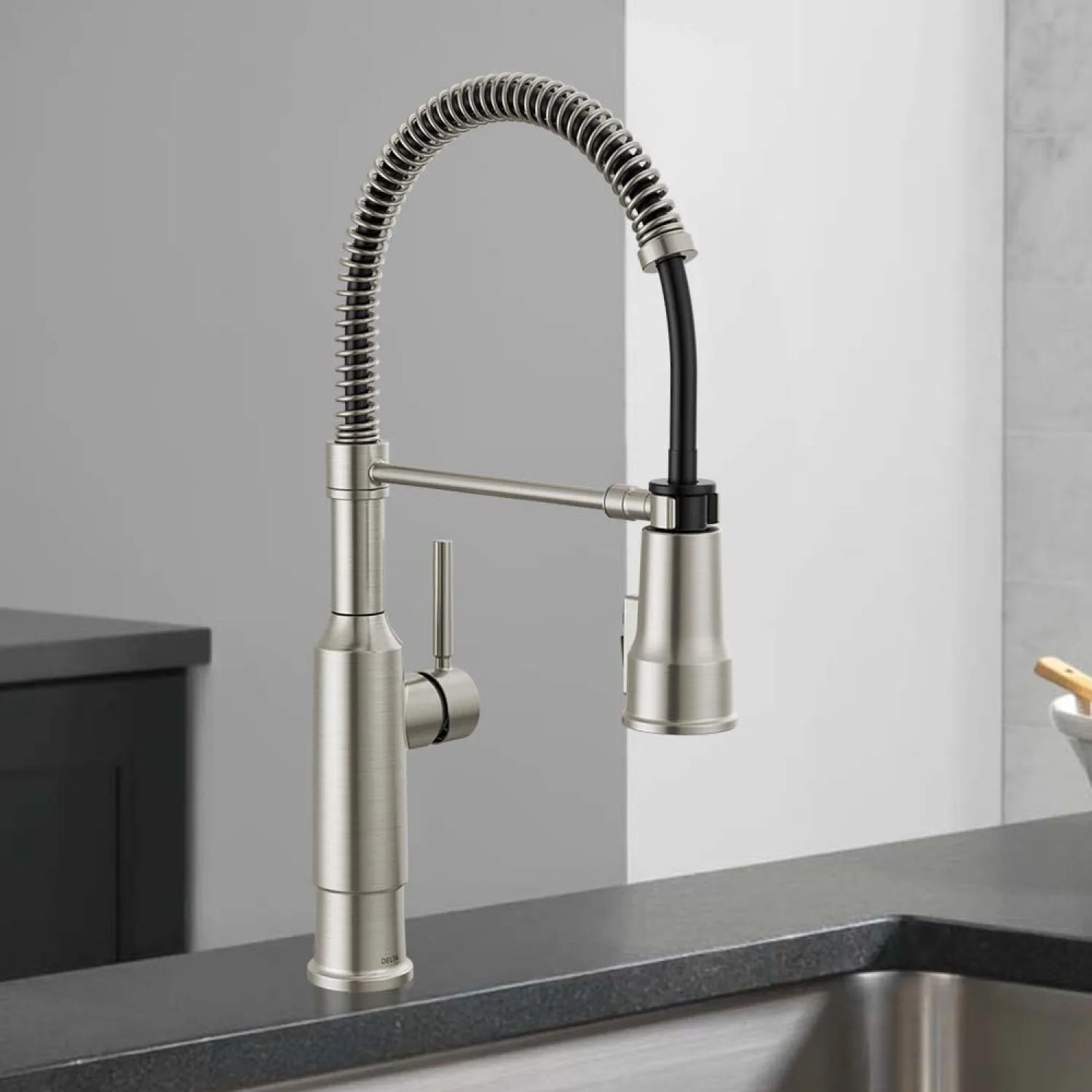Delta Theodora Pull-Down Spring Kitchen Faucet, Single-Handle, DIAMOND ...