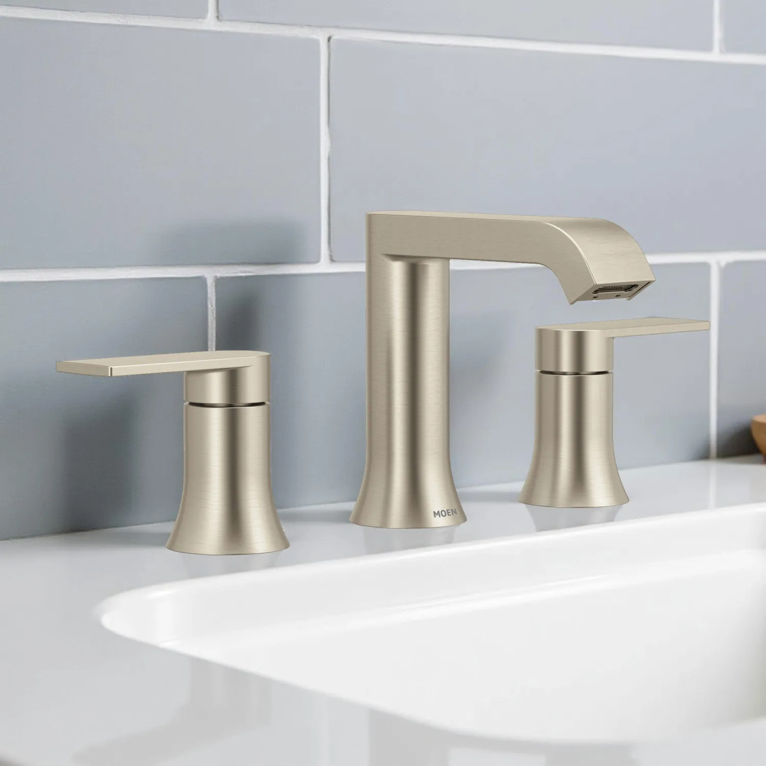 Moen Genta LX Widespread Bathroom Faucet with Valve and Drain, 1.2 gpm ...
