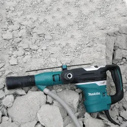 Click here to see Makita 196537-4 Makita SDS-MAX Drilling and Demolition Dust Extraction Attachment Kit for 1-9/16 AVT Rotary Hammer - 196537-4