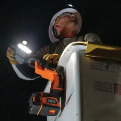 Click here to see Klein BAT20UBL Klein Cordless Utility LED Light, Tool Only, 2500 Lumens, FL1 - BAT20UBL