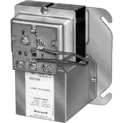 Click here to see Honeywell R8239A1052 Honeywell R8239A1052 40 VA Fan Center 