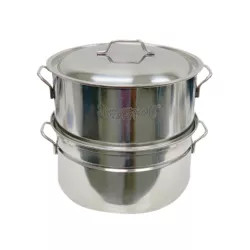 Click here to see  300-505 Bayou Classic Stainless Oyster Steamer, 4-Gallon Capacity, Welded Loop Handles - 300-505