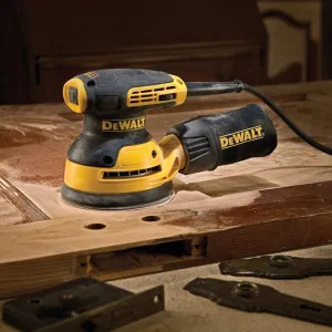 Dewalt DWE6423K DEWALT 5