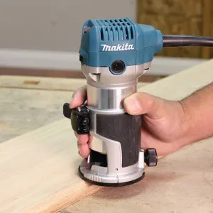 Makita RT0701C Makita  1-1/4 HP Compact Corded Router, 6.5 AMP Motor, 10000-30000 RPM Variable Speed, with Fixed Base - RT0701C