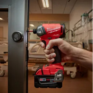 Milwaukee 2760-20 Milwaukee 2760-20 M18 Fuel Surge 1/4-inch Hex Hydraulic Driver