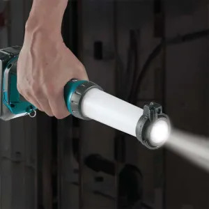 Makita DML807 Makita 18V LXT Lithium‑Ion Cordless LED Lantern/Flashlight, Flashlight Only - DML807