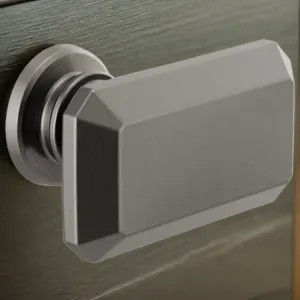 Brizo 699276-SL Brizo Invari Rectangular Metal Drawer Knob, Brilliance Luxe Steel - 699276-SL