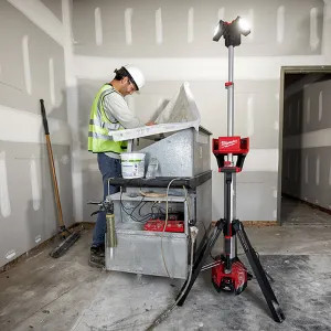 Milwaukee 2136-20 Milwaukee M18 ROCKET Cordless Dual Power Tower Light with Built-in Charger and 6,000 Lumens - 2136-20