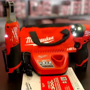Milwaukee 3453-22HSR Milwaukee M12 FUEL Lithium-Ion Cordless 3/8