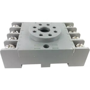 Commodity  HeatLink 45032 24V 8-Pin Round Socket for AC DPDT Pump Relay