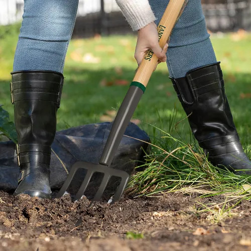 Landscapers Select Spading Fork - Thumbnail 5