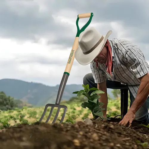 Landscapers Select Spading Fork - Thumbnail 4