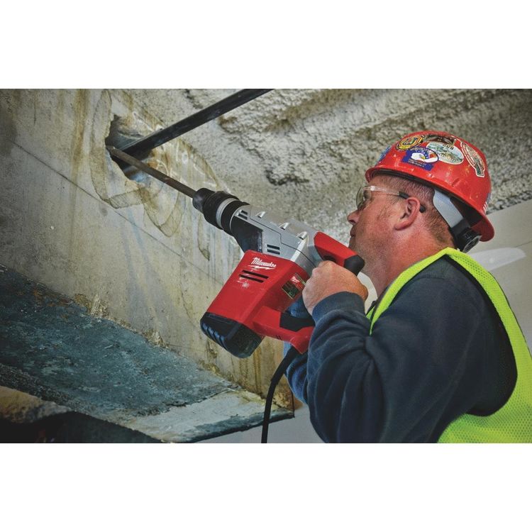 Milwaukee 5316-21 1-9/16" Spline Rotary Hammer Kit