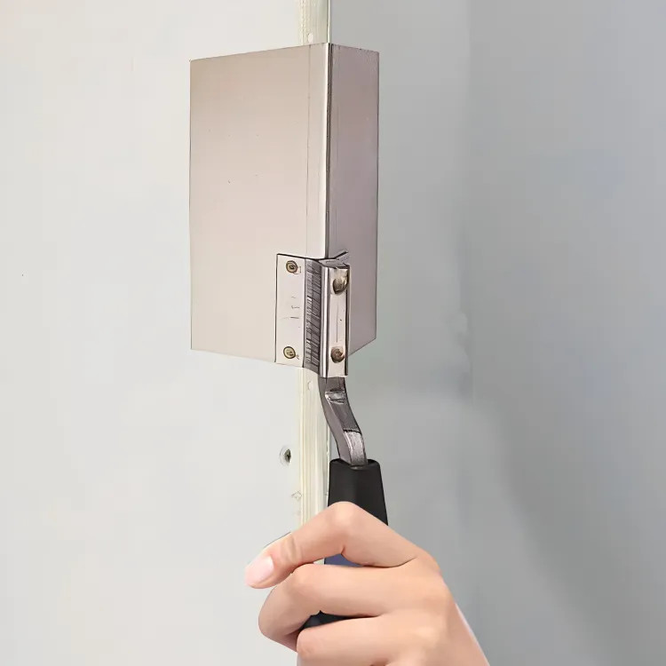 Vulcan Drywall Outside Corner Trowel with 2.5" x 5" Blade and ErgoSoft PP/TPR Handle - 364863L