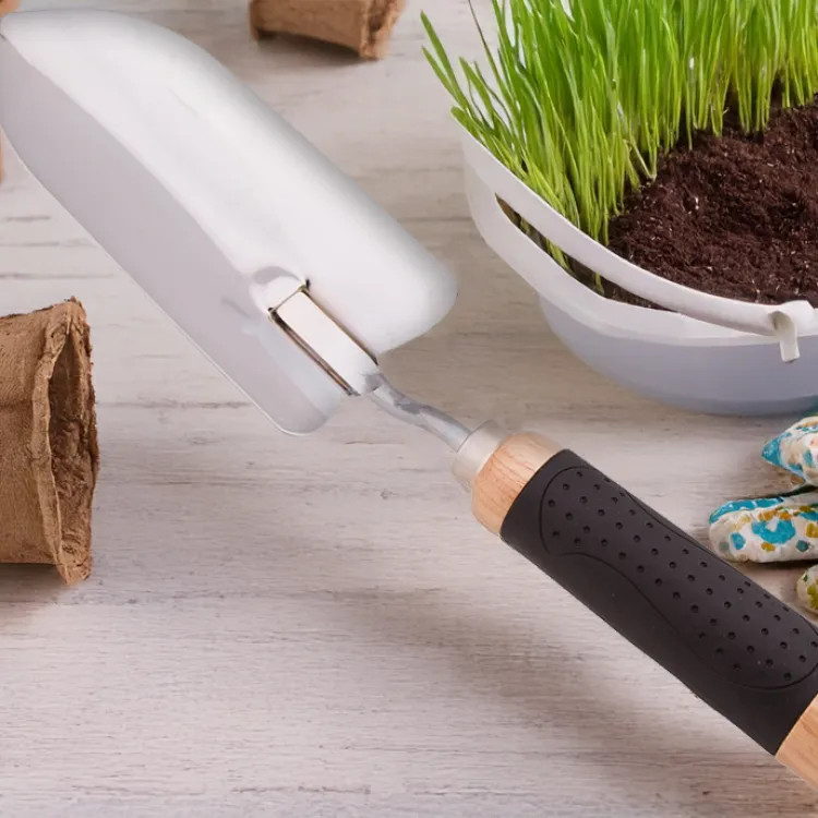 Landscapers Select 13" Hand Trowel wtih Soft-Grip Wood Handle and Steel Blade - GT945A