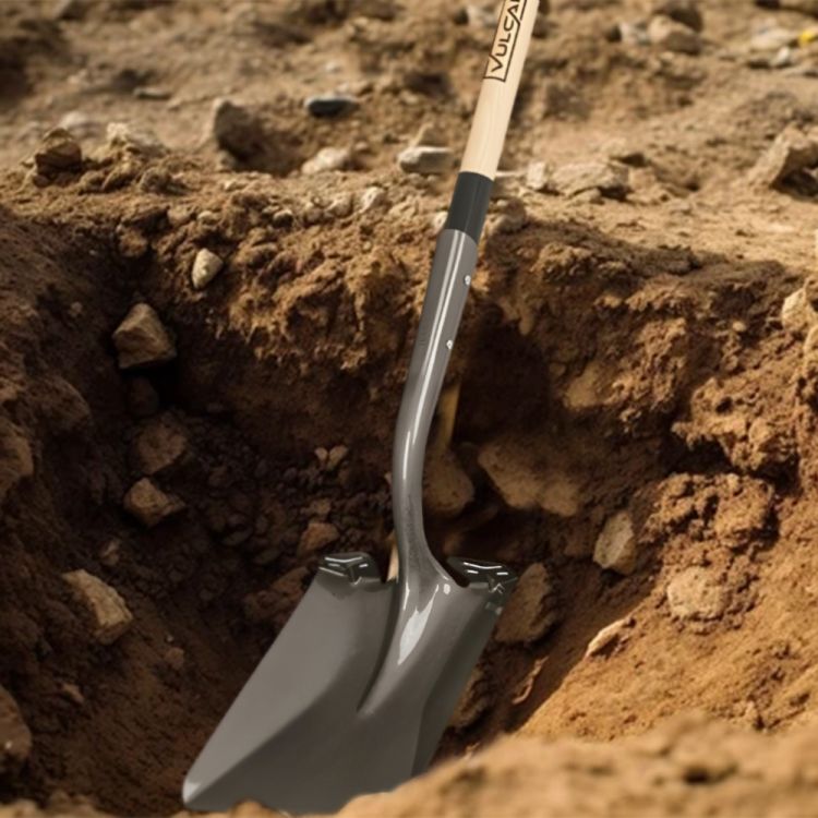 Vulcan 14-Gauge Square Point Shovel with 48" Wood Handle - 33235