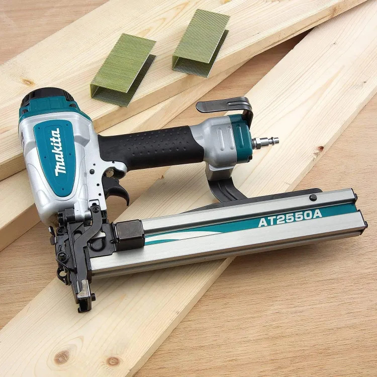 Makita 1" Wide 16 Gauge Crown Stapler - AT2550A 