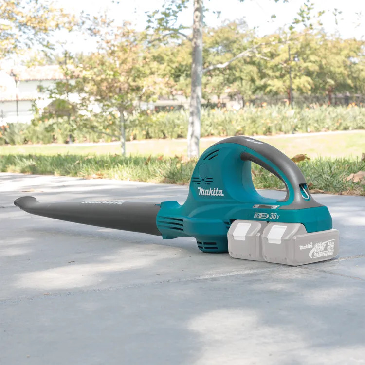 Makita 36V (18V X2) LXT Lithium-Ion Cordless Handheld Blower, 155 CFM, 208 MPH, Tool Only - XBU01Z