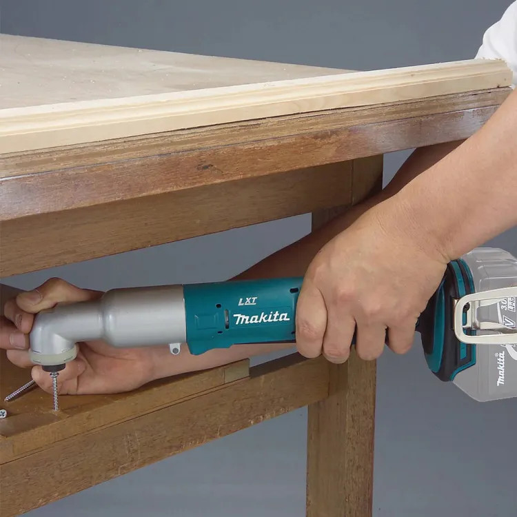 Makita 18V LXT Lithium-Ion Cordless Angle Impact Driver with Built-in LED, 530 in-lbs Max Torque, Tool Only - XLT01Z