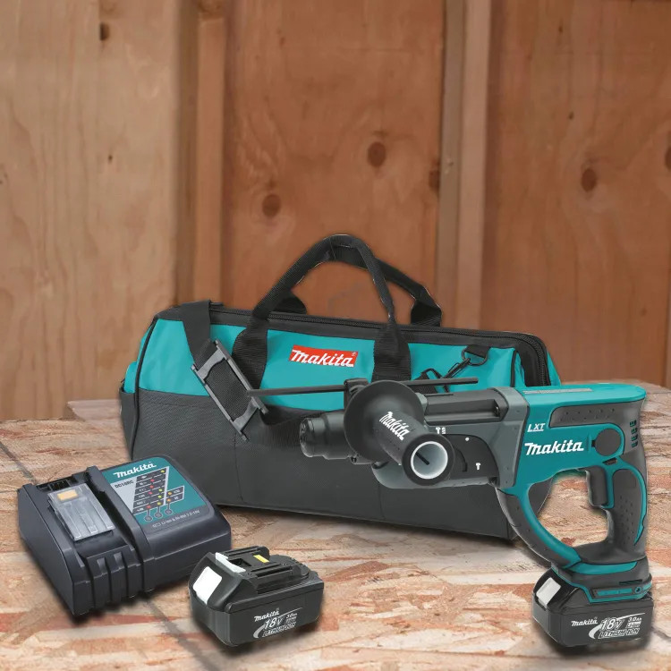 Makita 18V LXT Lithium-Ion 7/8" Cordless Rotary Hammer Kit with 3.0Ah Battery and Charger, Accepts SDS-PLUS Bits - XRH03