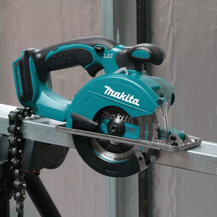 Makita 18V LXT Lithium-Ion Cordless 5-3/8" Metal Cutting Saw with Built-in LED, 3600 RPM, Tool Only - XSC01Z