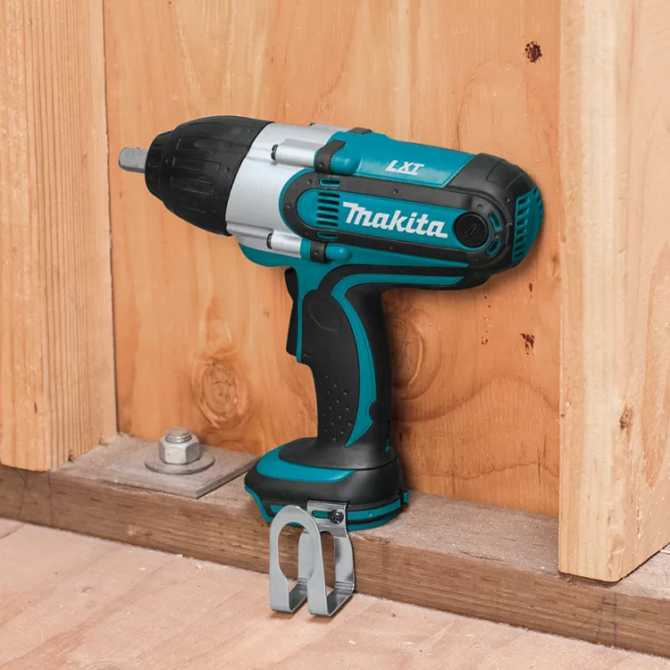 Makita 18V LXT Lithium-Ion 1/2" Cordless Sq. Drive Impact Wrench with 325 ft-lbs Fastening Torque, 1600 RPM, 2200 IPM, Tool Only - XWT04Z