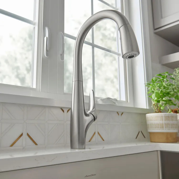 American Standard Avery Single-Handle Pull-Down Kitchen Faucet, Two-Function, Re-Trax, 1.5 GPM, Lead Free, Stainless Steel - 4901.300.075