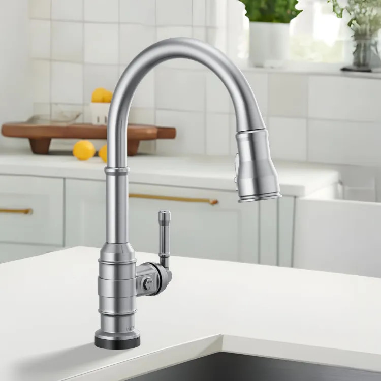 Delta Broderick Single Handle Pull-Down Kitchen Faucet, Touch2O, DIAMOND Seal, MagnaTite, ShieldSpray, ADA, 1.8 GPM, Arctic Stainless - 9190T-AR-DST