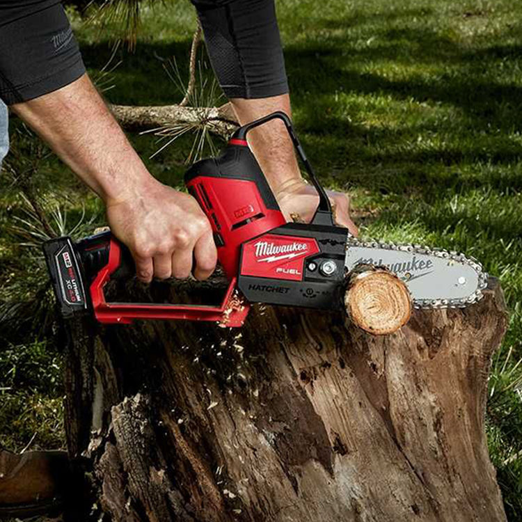 Milwaukee 6" M12 FUEL HATCHET Brushless Pruning Saw Kit with 4.0 Ah Battery and Charger - 2527-21 