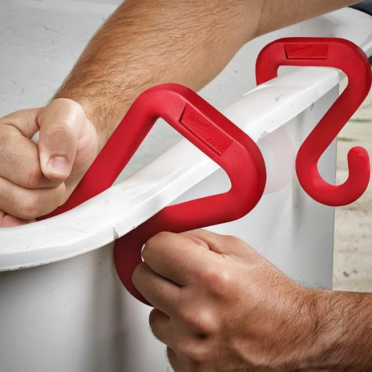 Milwaukee  2" Bucket Hook for Standard Eyelets on Tool Aprons and Bags - 48-22-8292