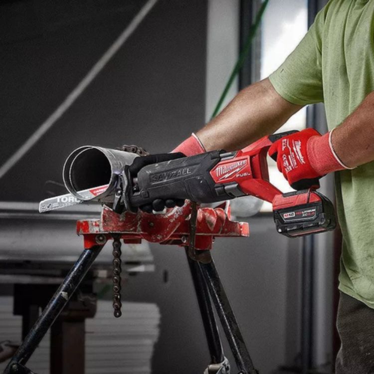 Milwaukee M18 FUEL GEN-2 Brushless Cordless SAWZALL Reciprocating Saw (Tool Only) - 2821-20