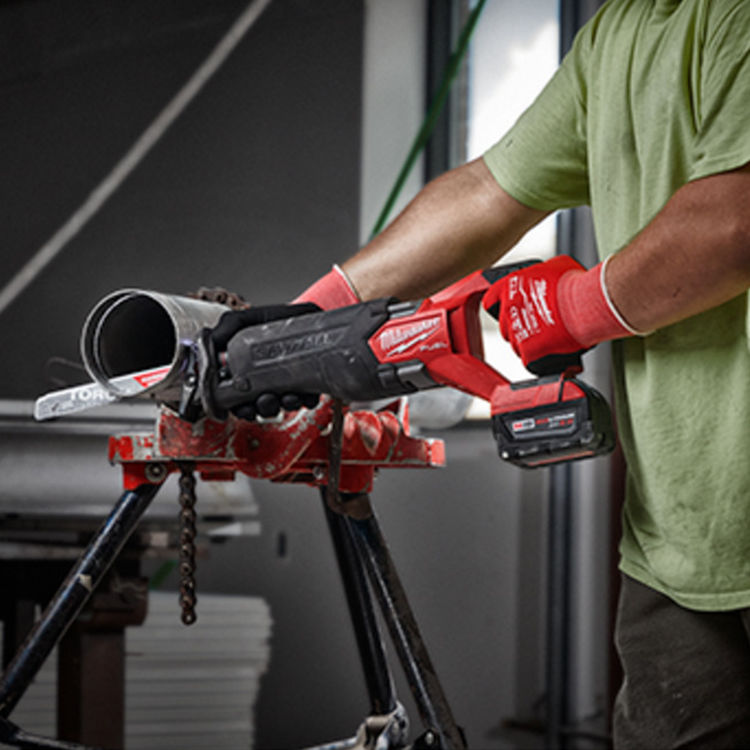 Milwaukee M18 FUEL Brushless Cordless SAWZALL Reciprocating Saw Kit with 2-Pc 5.0 Ah Batteries Charger and Hard Case - 2821-22