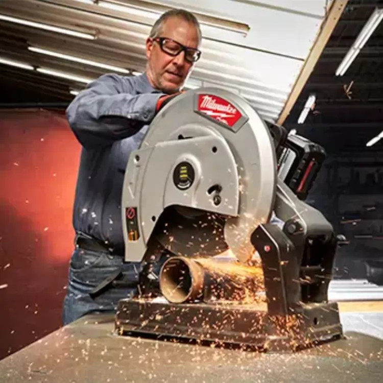 Milwaukee 14" M18 FUEL Brushless Cordless Abrasive Chop Saw Kit with 12.0Ah REDLITHIUM Battery - 2990-21HD
