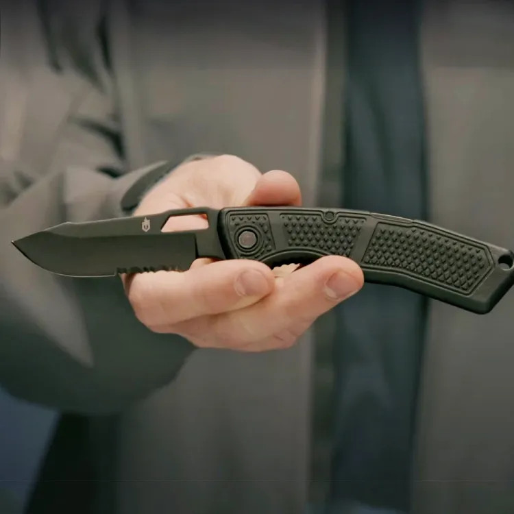 Gerber Order Tactical Folding Knife with 420HC Black Ceramic-Coated Blade and Rubberized Diamond-Texture Handle, Drop Point, Serrated - 31-002733N