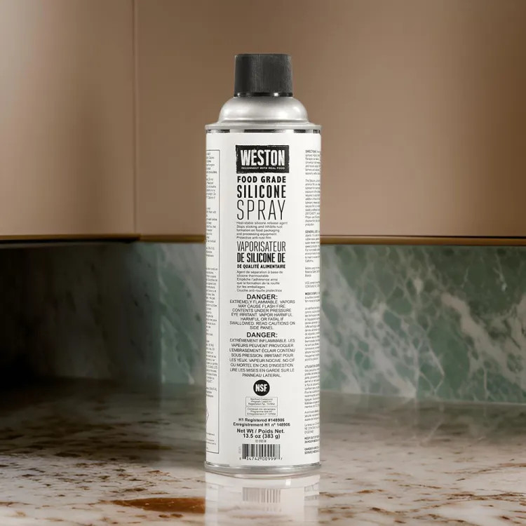 Weston 13.5 oz Food Grade Silicone Spray - 03-0101-W