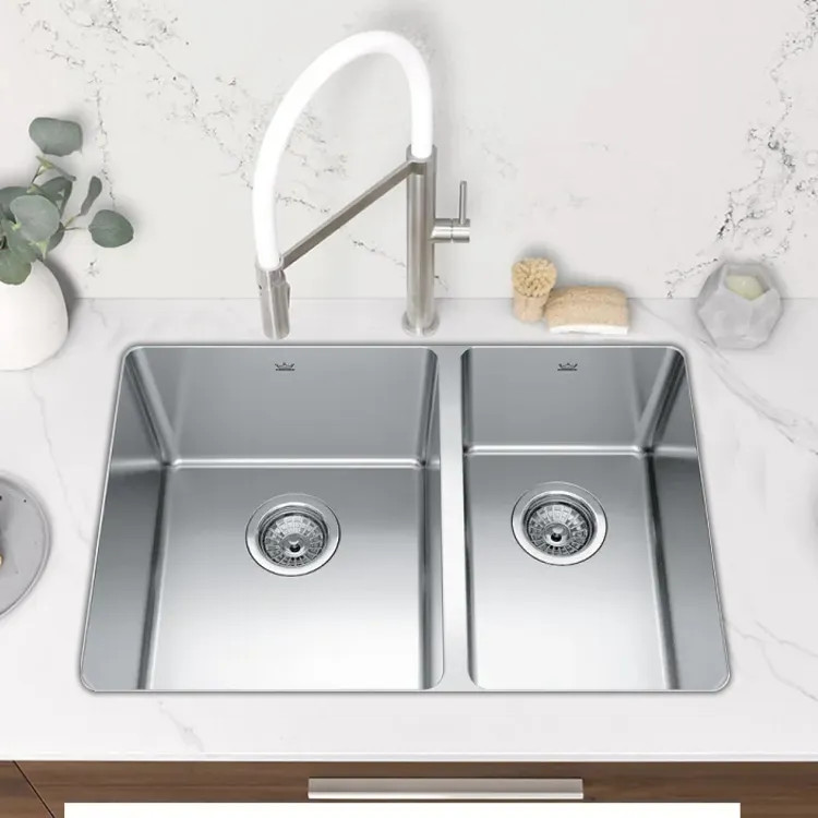 Franke Brookmore 27" x 18" Undermount Double-Bowl Kitchen Sink, 60/40 Split, Stainless Steel - BCU1827R-9N (122.0637.627)