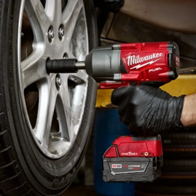 Milwaukee M18 FUEL 1/2" Ext. Anvil Controlled Torque Impact Wrench with ONE-KEY Kit, (2) XC5.0 Resistant Battery, Multi-Voltage Charger, and Contractor Bag - 2769-22R