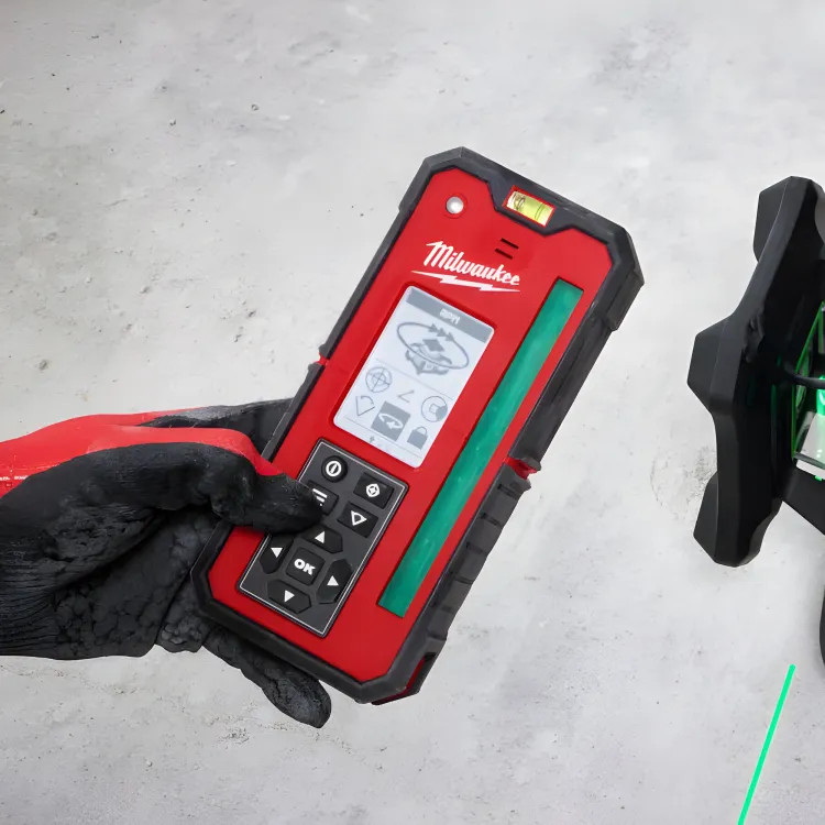 Milwaukee Green Rotary Laser Remote Control & Receiver, 1000' Diameter Working Range - 3712 