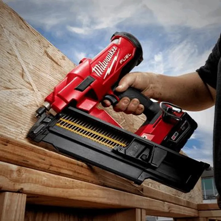 Milwaukee M18 21 Degree Framing Nailer Non-Functioning Display - NFD-2744